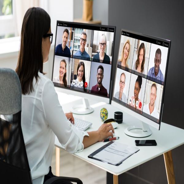 https://lopis.si/wp-content/uploads/2021/10/Virtual-meeting-famale-at-laptop-with-12-people-visible-on-two-monitors-2-Shutterstock-1805270767.jpg